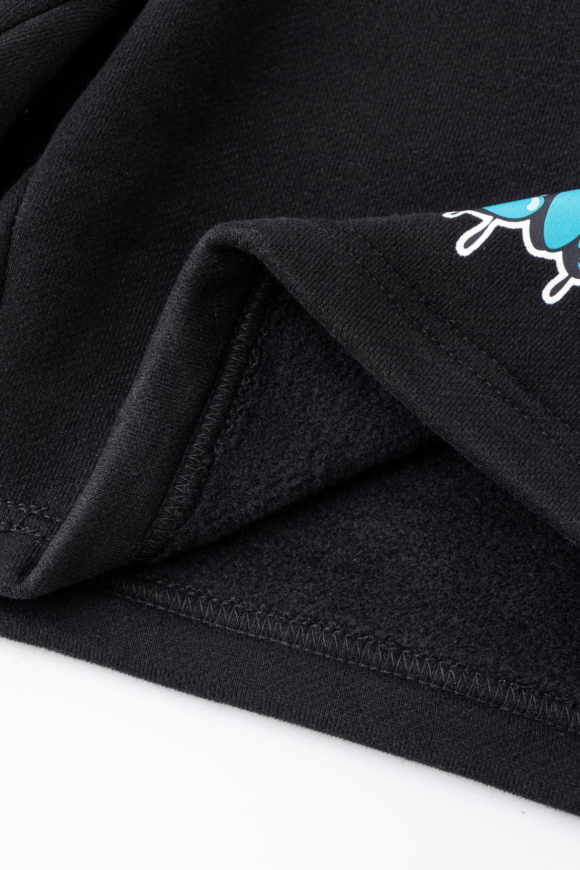 Graffiti Short - Black