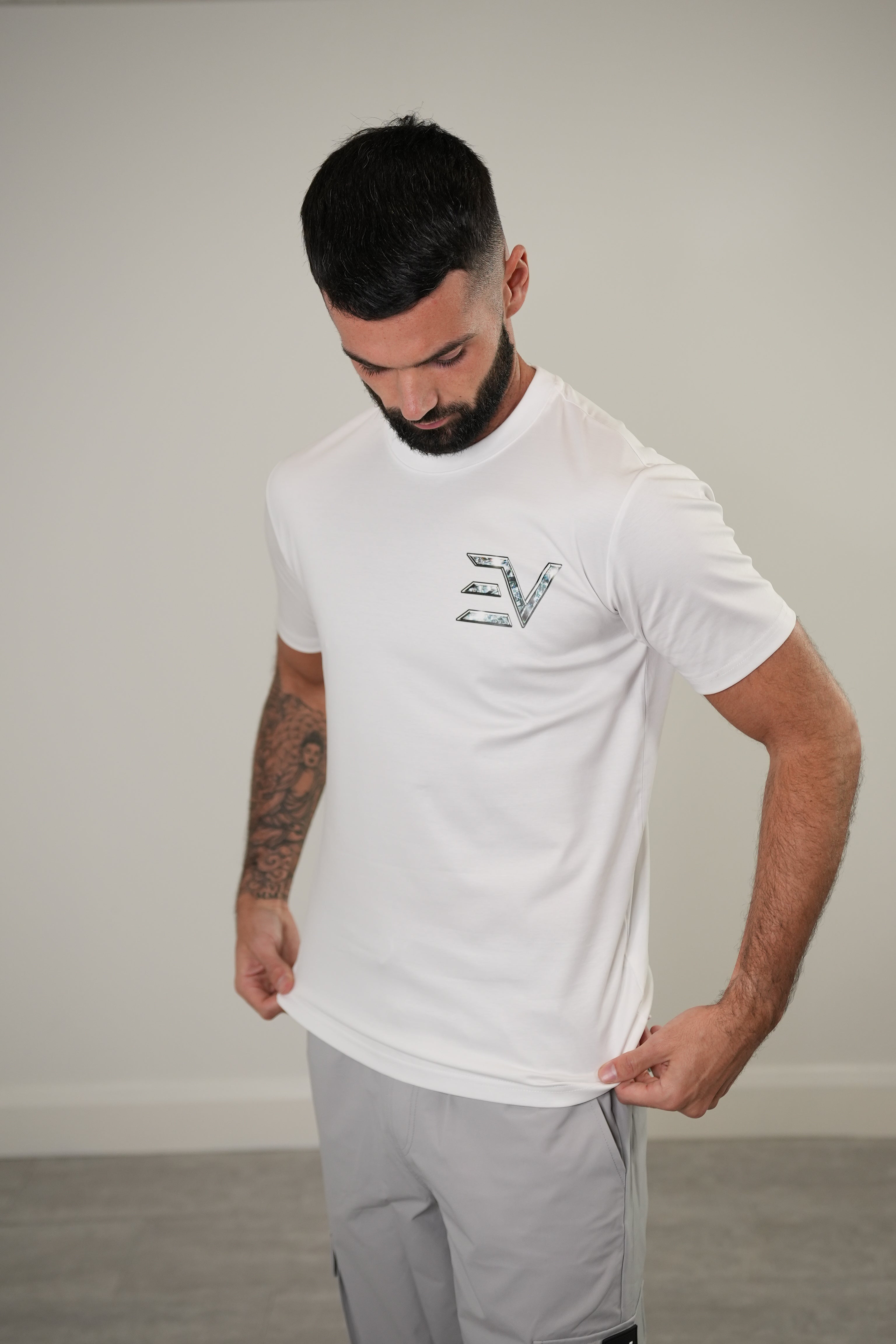 EV Diamond Tshirt “White”