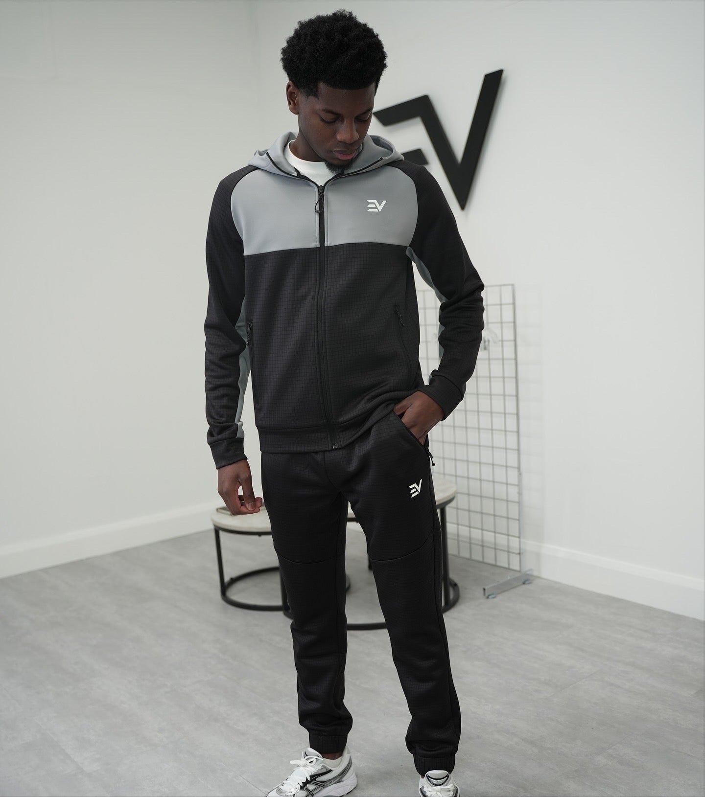 EV Metric Fleece Pant “Black/Ultimate Grey”