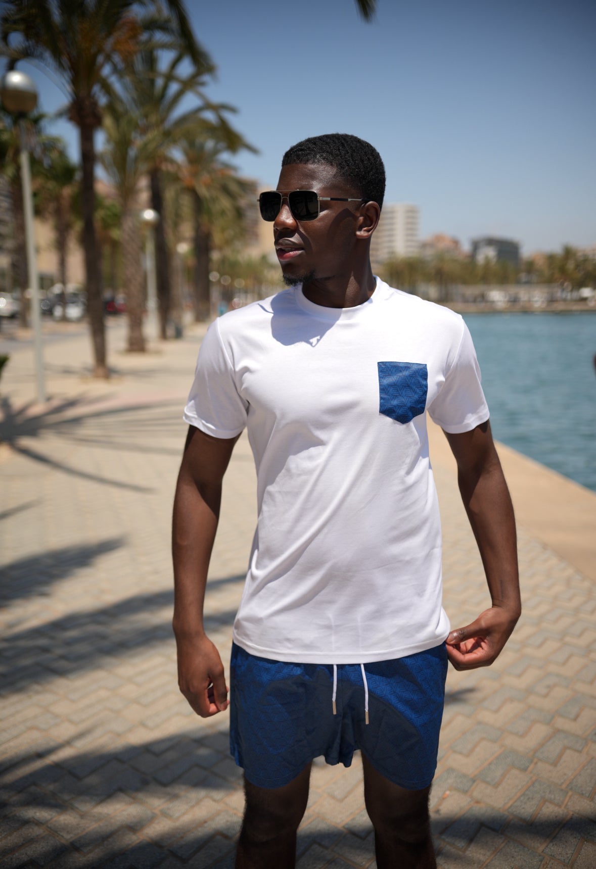 Breeze T-Shirt - White/Royal Blue