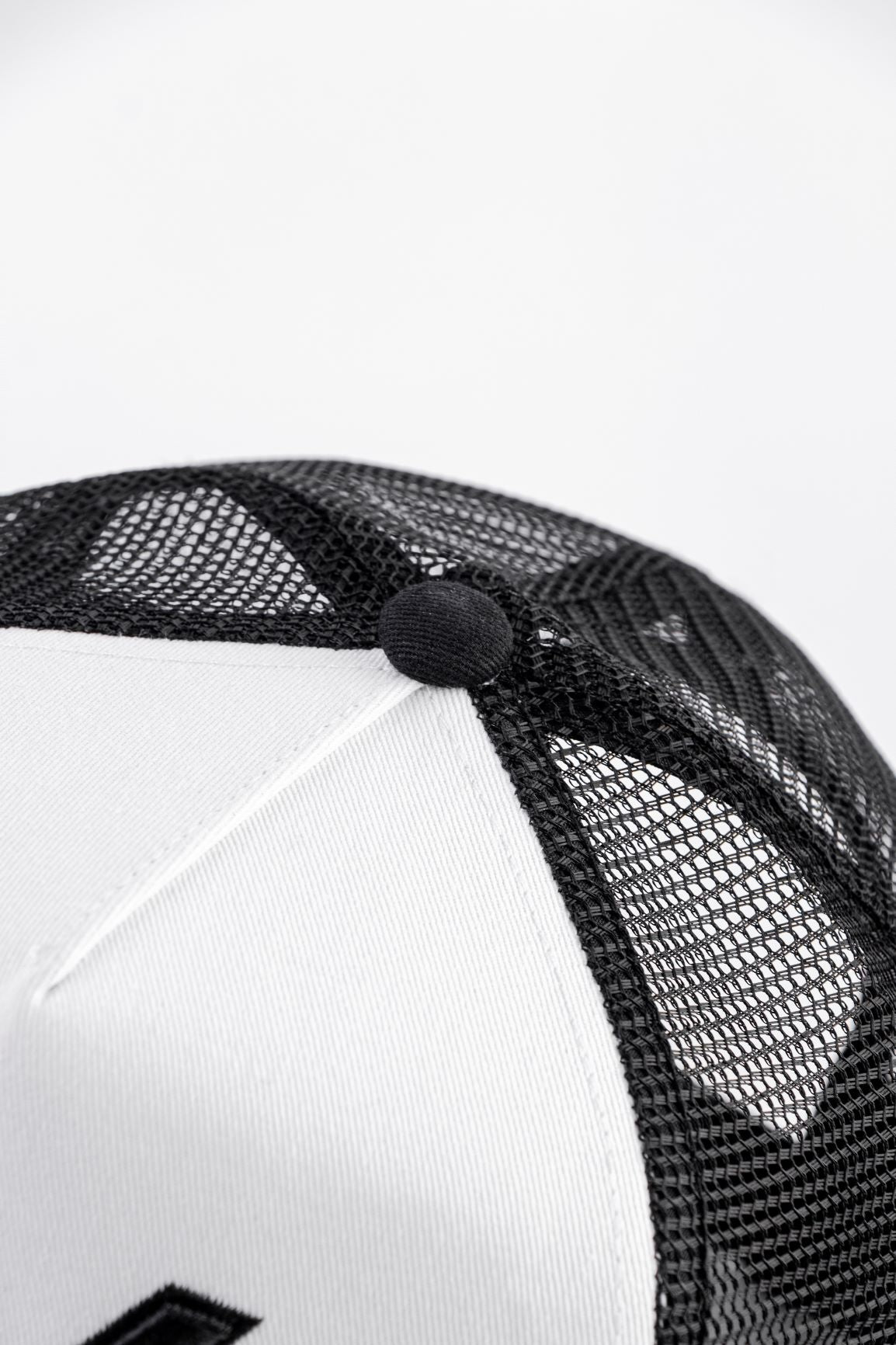 EV Logo Trucker Hat - Contrast Black/White