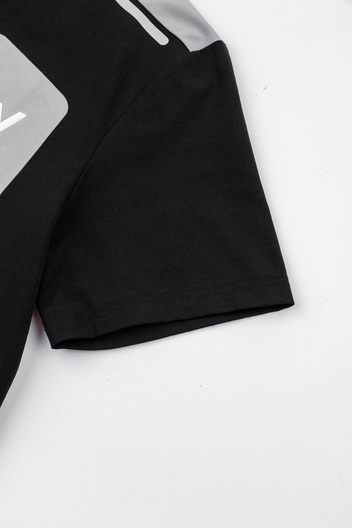 Tech T-Shirt - Black/Light Grey