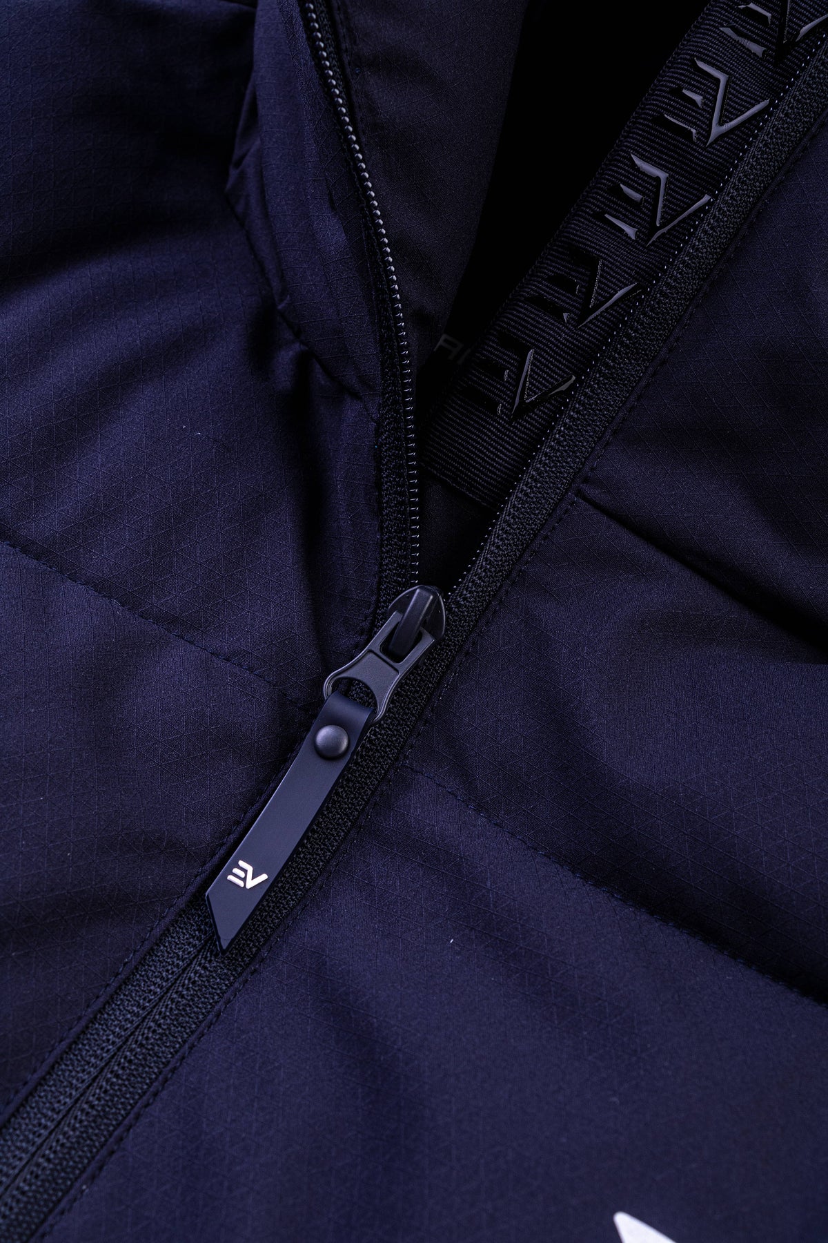 Arctic Puffer Jacket - Navy/Black