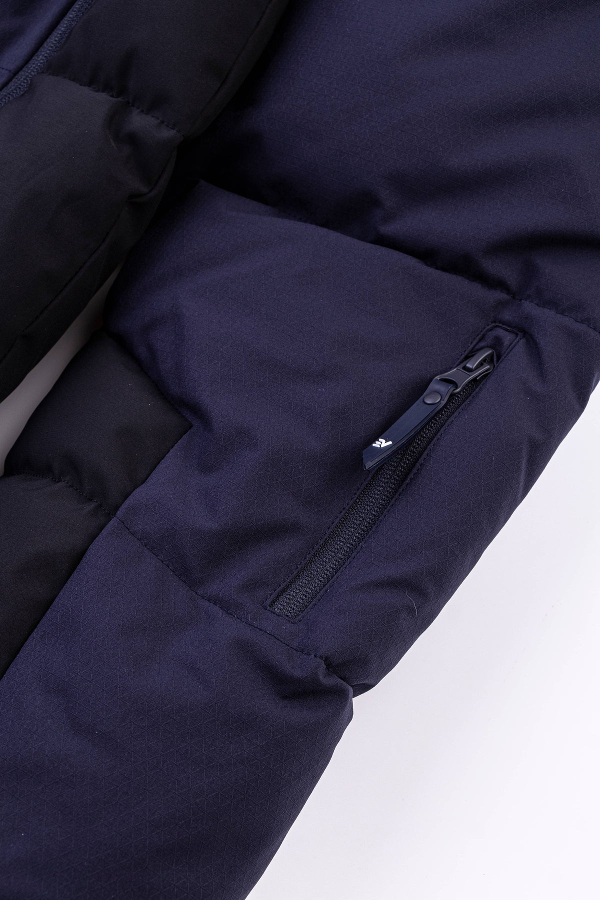 Arctic Puffer Jacket - Navy/Black