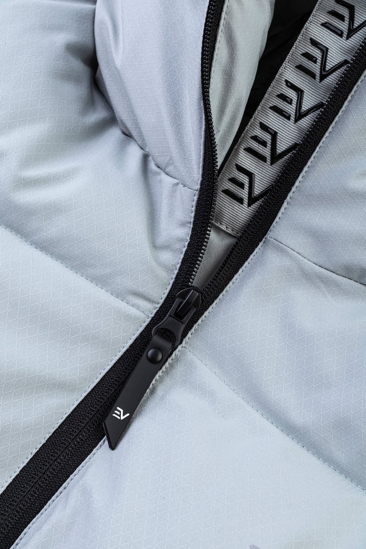 Arctic Puffer Jacket - Grey/Black