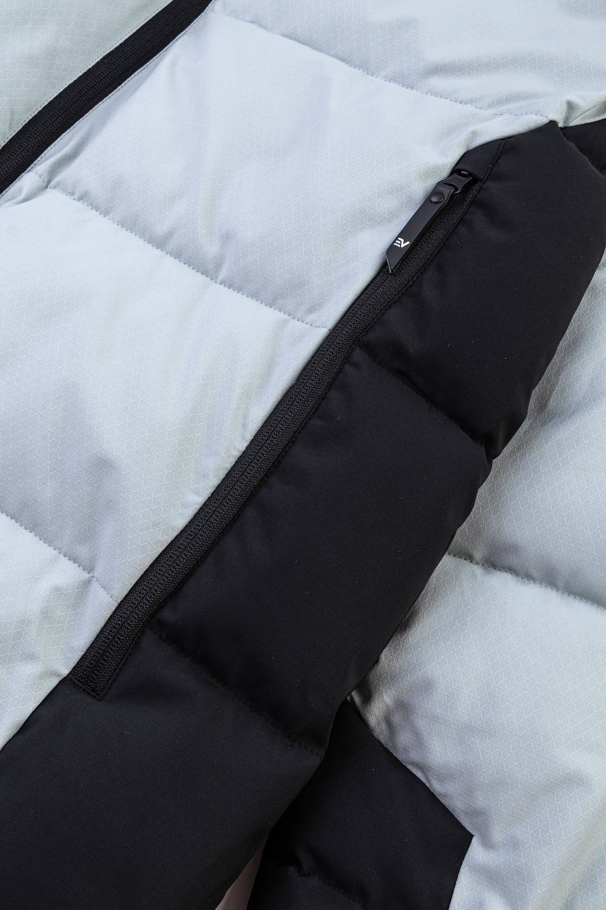 Arctic Puffer Jacket - Grey/Black