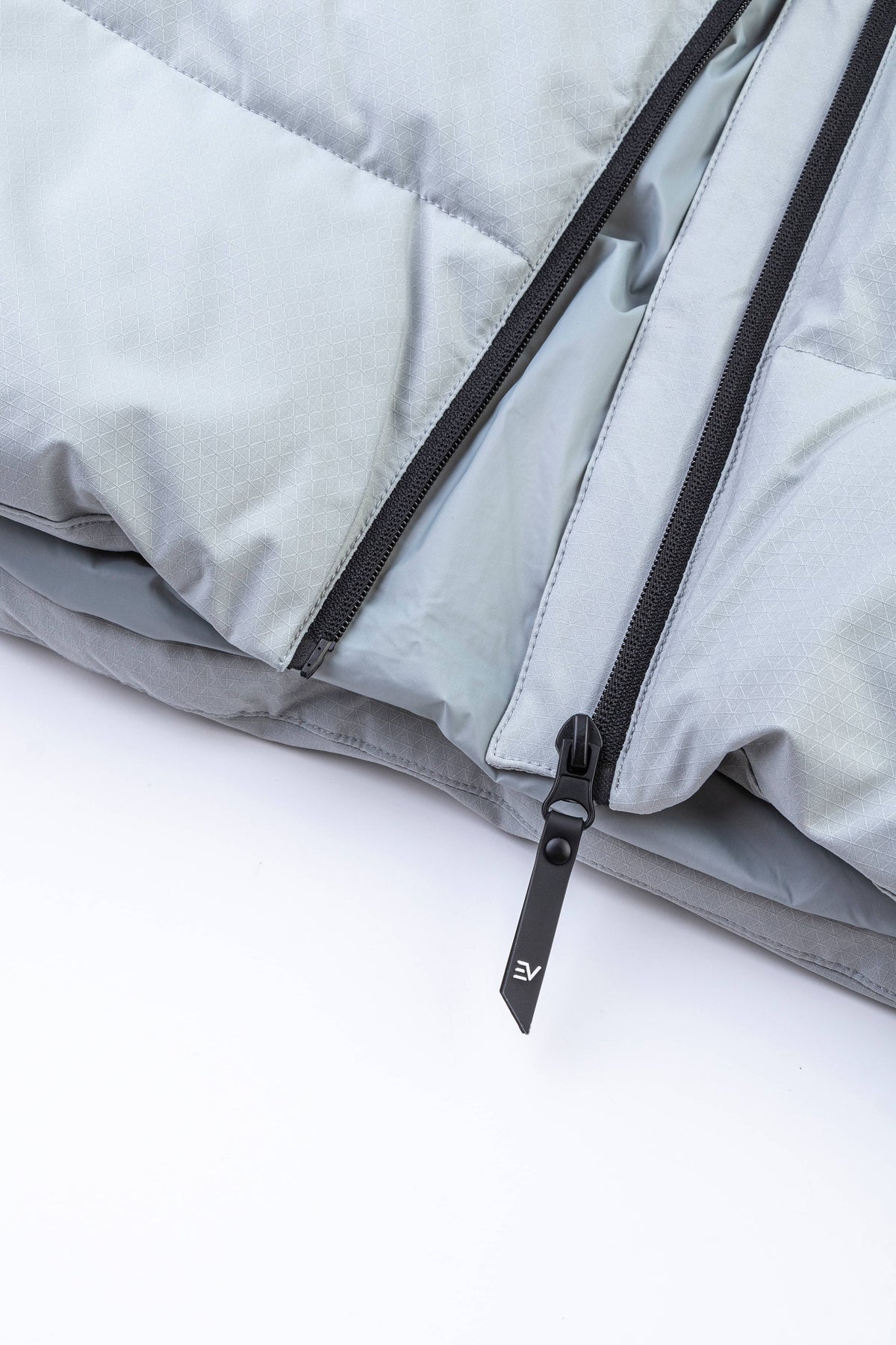 Arctic Puffer Jacket - Grey/Black