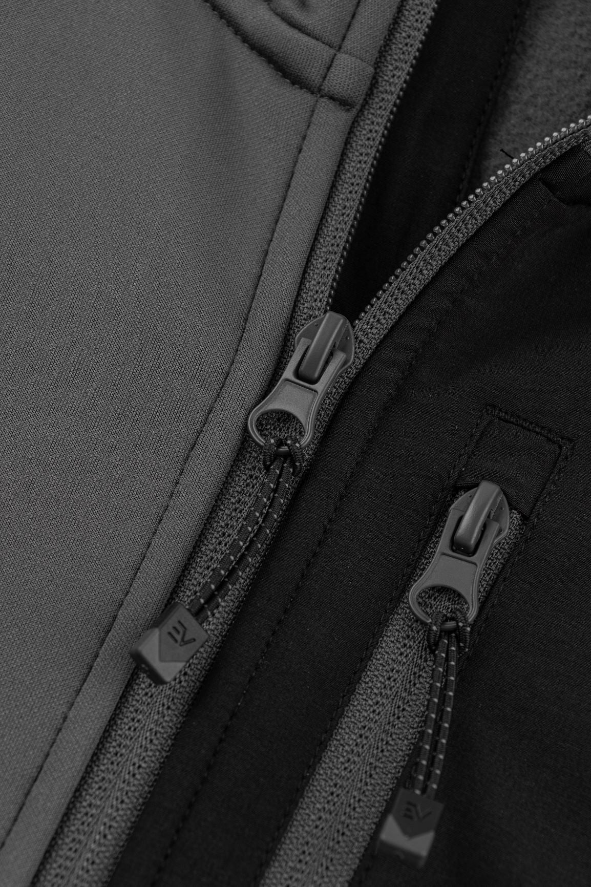 Edge Track Jacket - Dark Grey/Black