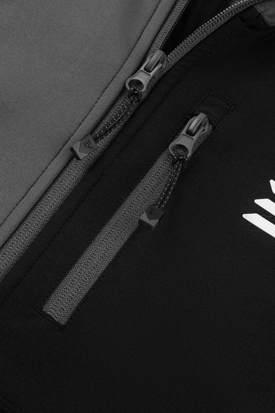 Edge Track Jacket - Dark Grey/Black
