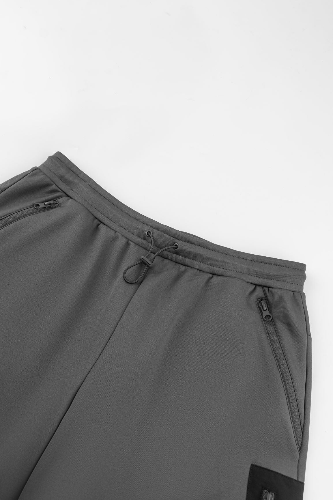 Edge Track Shorts - Dark Grey/Black