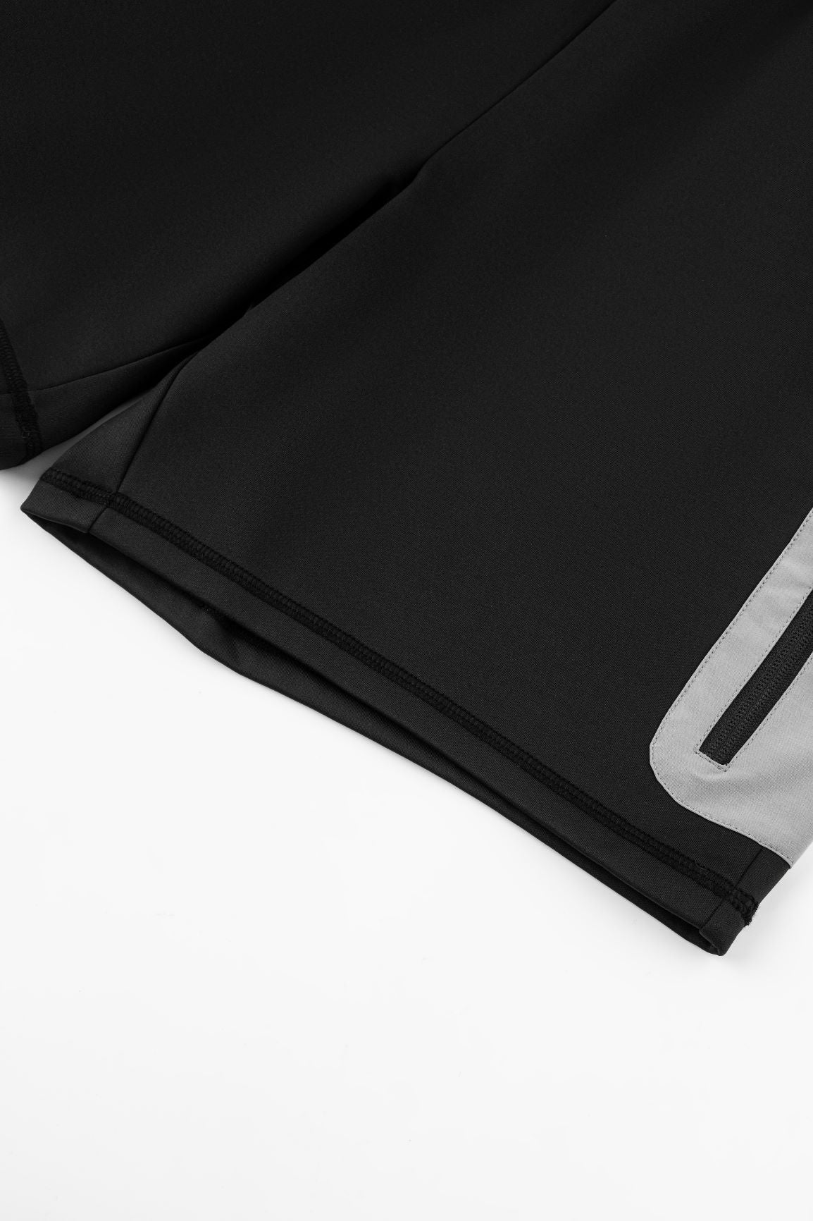 Edge Track Shorts - Black
