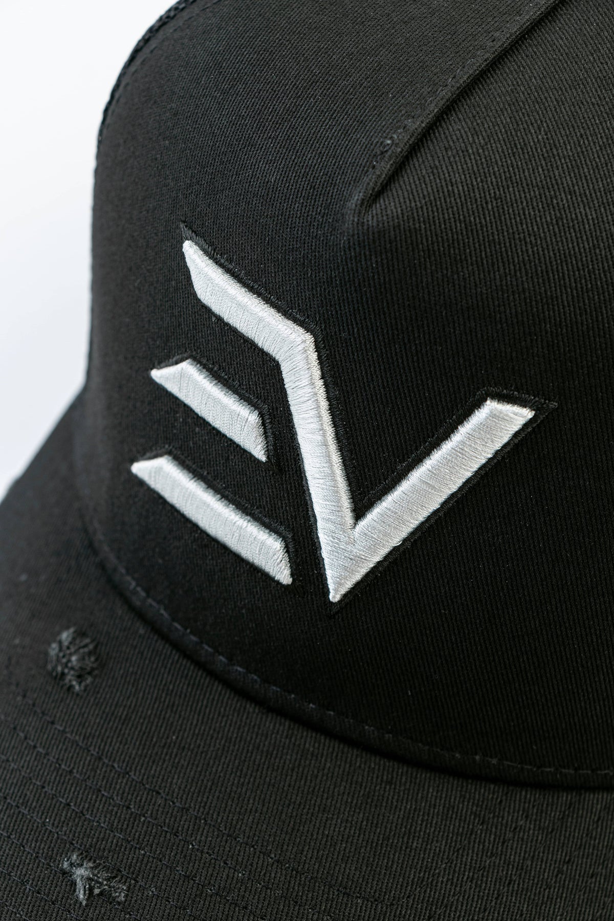 EV Logo Trucker Hat Black/Graphite
