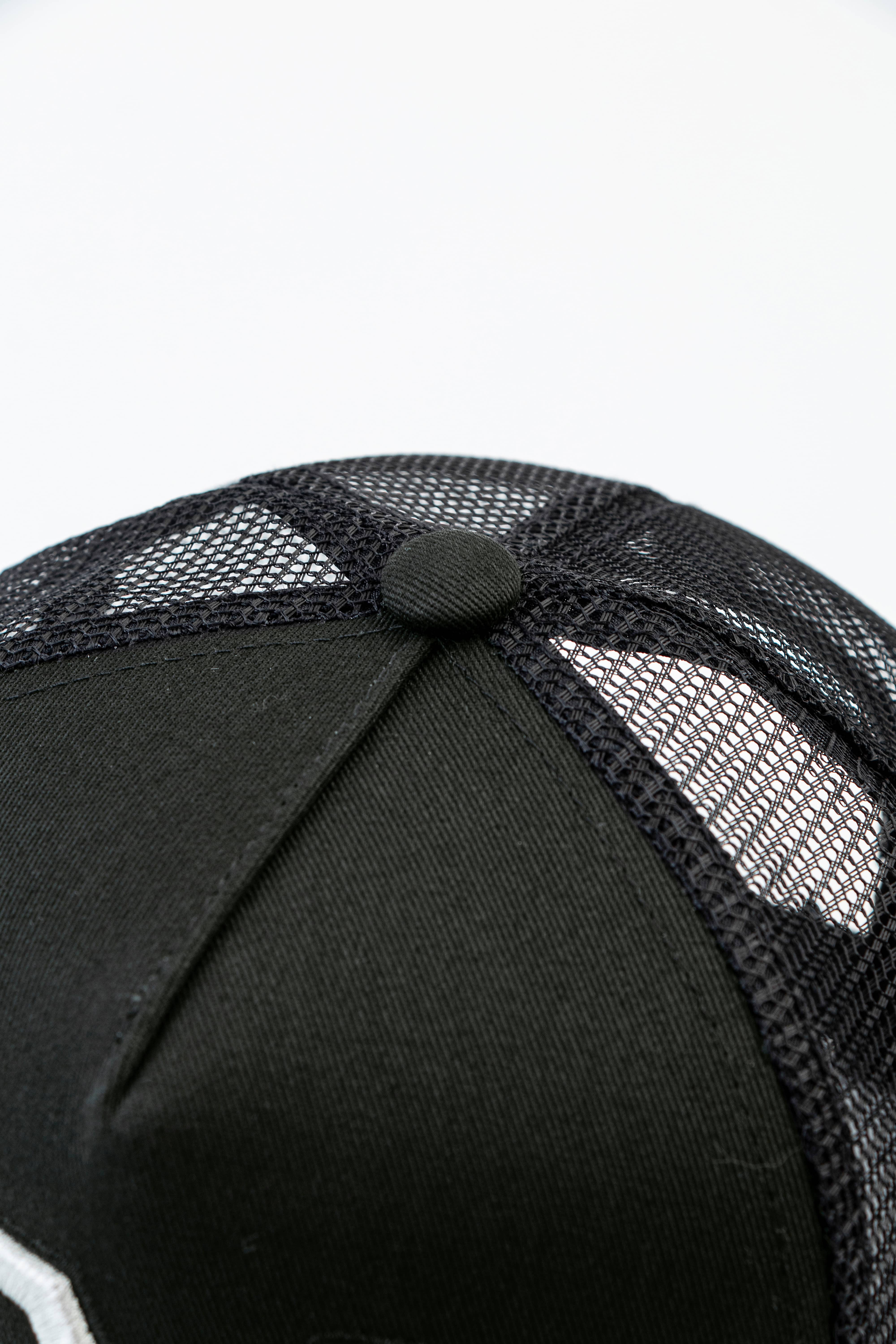EV Logo Trucker Hat Black/Graphite