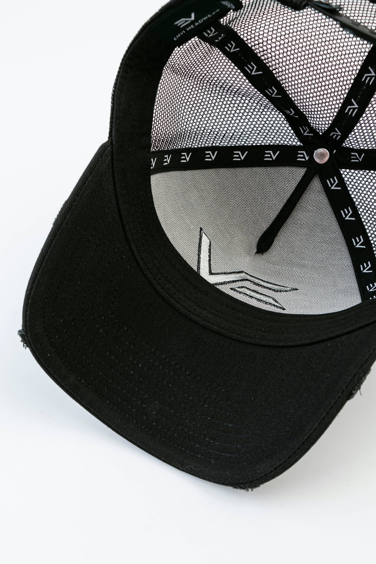 EV Logo Trucker Hat Black/Graphite