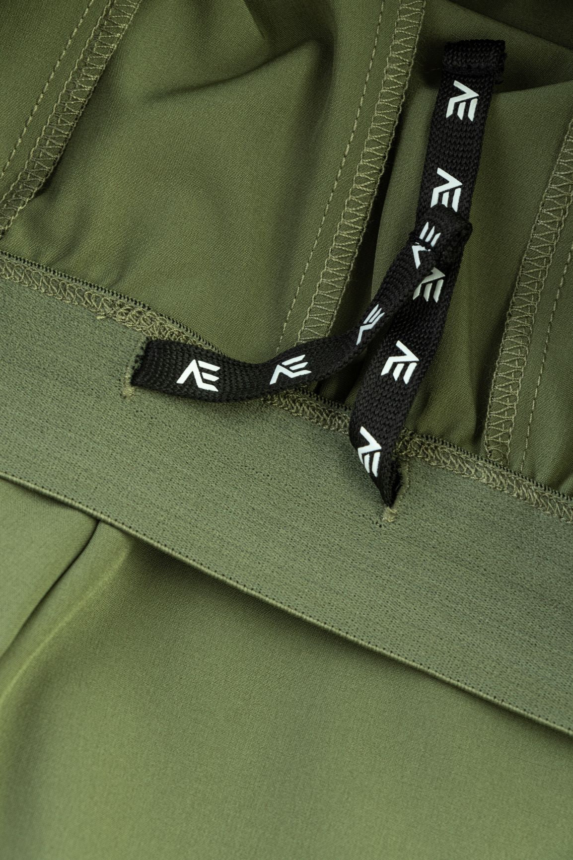 Performance Shorts - Khaki