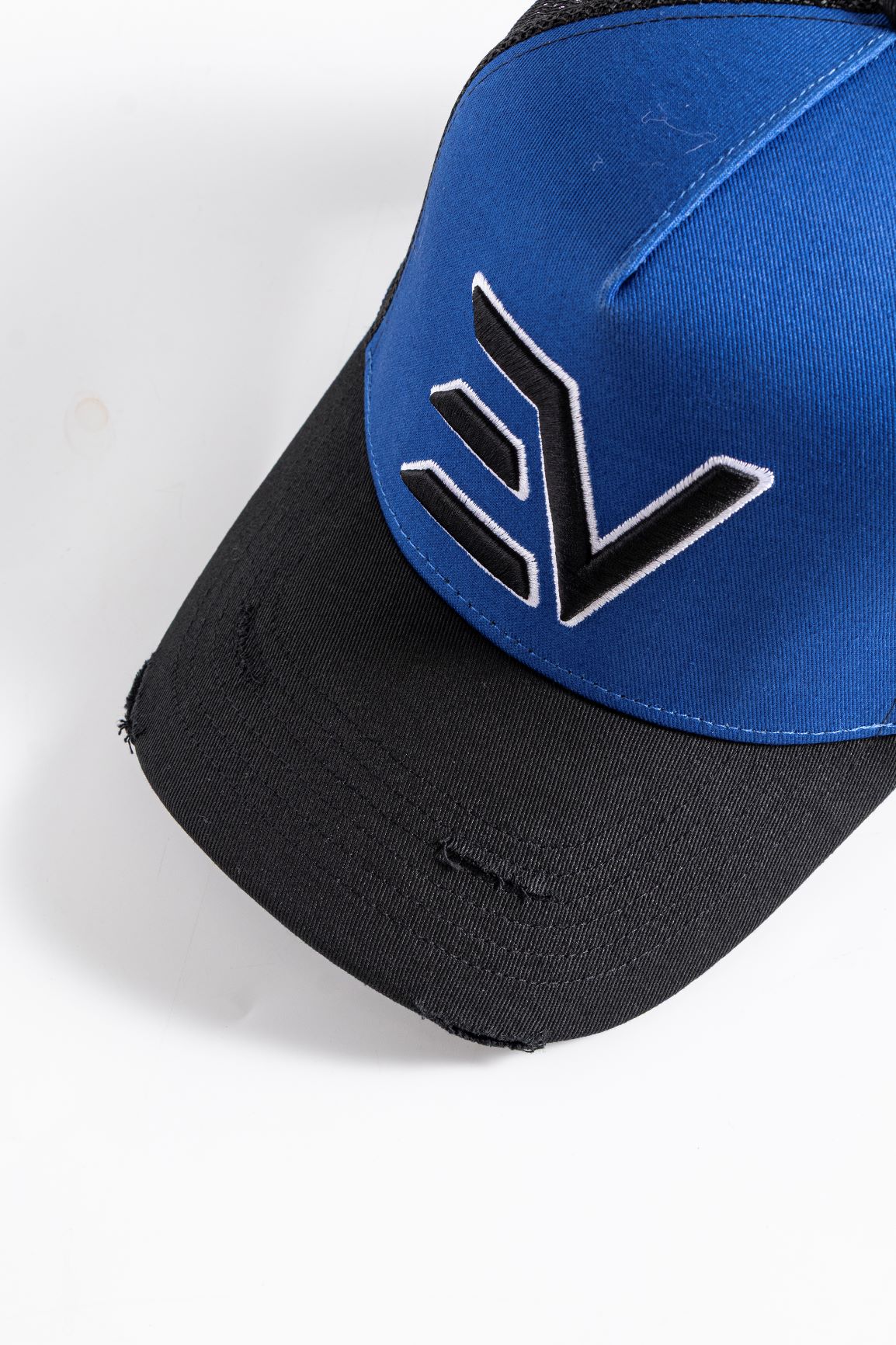 EV Logo Trucker Hat - Blue/Black