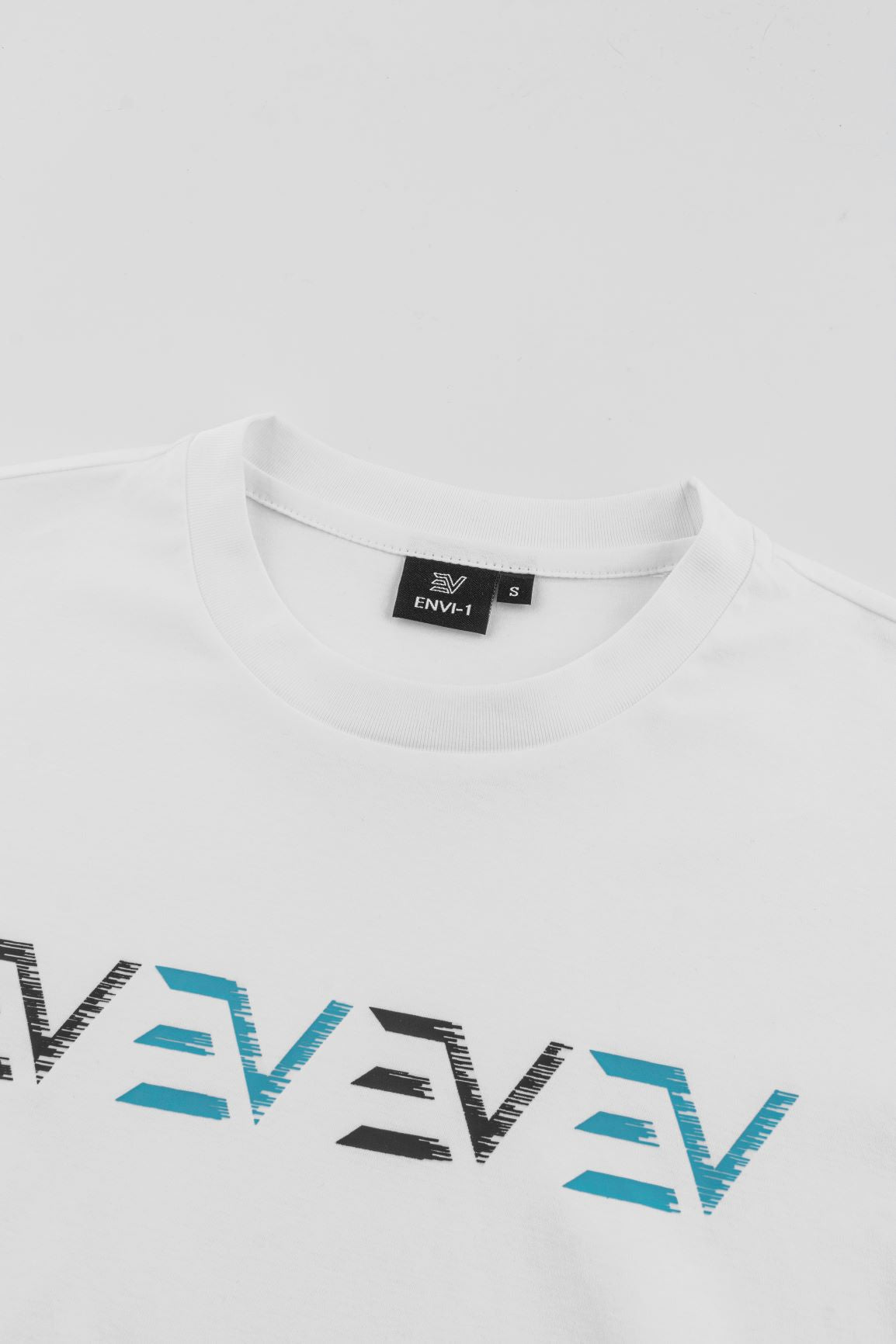 Digital T - White/Baby blue